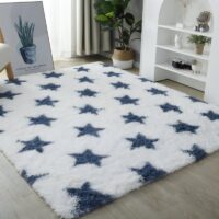 Tapis 160x230 blanc avec des étoiles bleues STALARIS