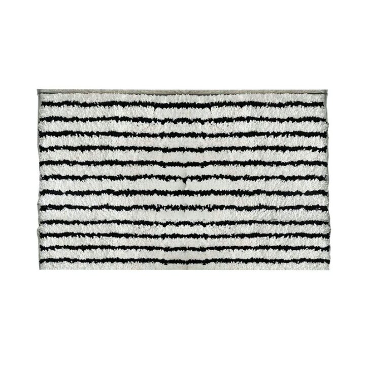 Tapis noir et blanc à rayure doux et moelleux ZEBREA