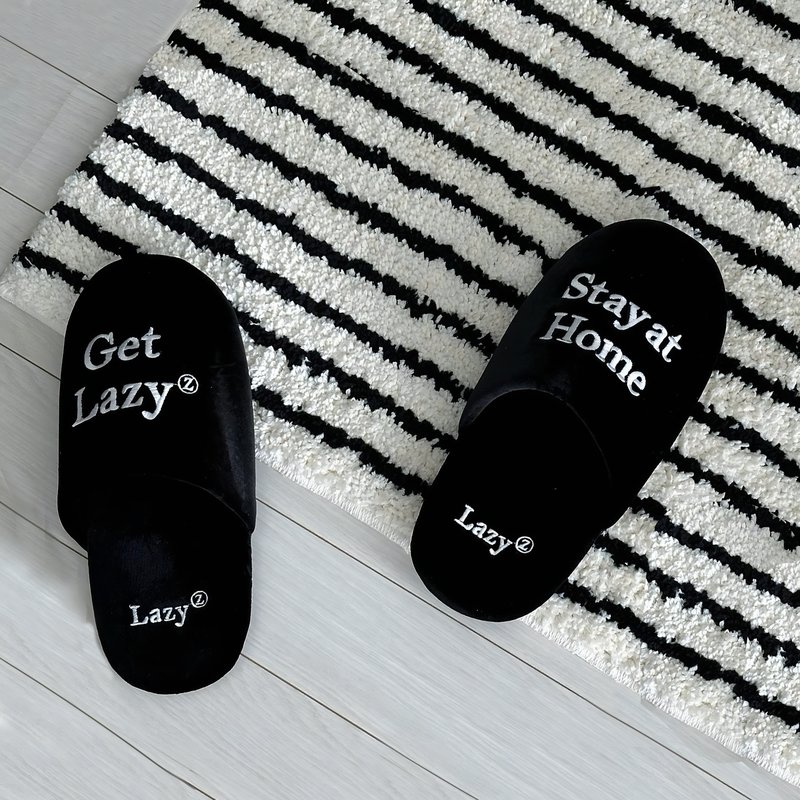 Tapis noir et blanc à rayure doux et moelleux ZEBREA