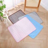 Tapis rafraîchissant chat coloré et lavable