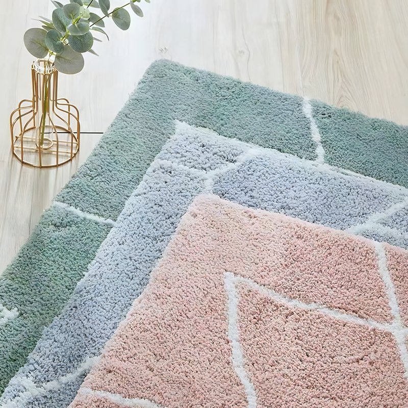 Tapis vert d'eau shaggy motifs géométrique