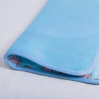 Tapis rafraîchissant chat bleu rectangulaire lavable motifs oeufs