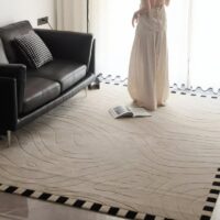 Tapis berbère beige motifs lignes abstraites dessiné à la main PUXU