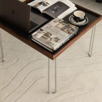 Tapis berbère beige motifs lignes abstraites dessiné à la main PUXU