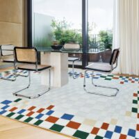 Tapis berbère carreaux colorés pour salon et salle à manger XAV PIRON