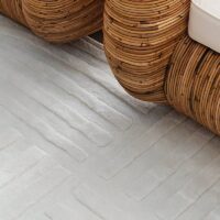 Tapis blanc cassé en laine bohème pour salon et séjour PUXU