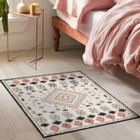 Tapis carré oriental pour salon décoration traditionnelle KLAS