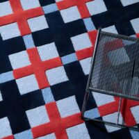 Tapis chambre et salon motifs géométriques rouge gris et noir PUXU