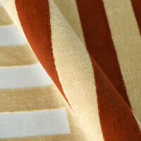 Tapis coloré lignes géométriques croisées design XAV PIRON
