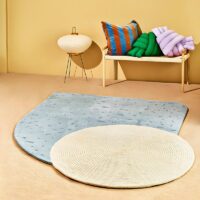Tapis d’entrée et salon design abstrait tendance bleu LILO
