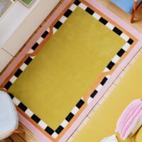 Tapis kilim ethnique rectangle jaune avec couleurs vives PUXU