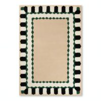 Tapis marocain en laine beige avec formes géométriques vertes noires et blanches PUXU