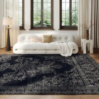 Tapis persan noir traditionnel style ethnique rectangulaire PEACE