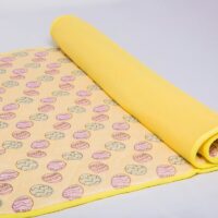 Tapis rafraîchissant chat jaune rectangulaire lavable motifs oeufs