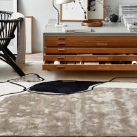 Tapis rectangulaire beige art abstrait minimalisme italien en laine PUXU