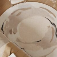 Tapis rond beige avec motifs abstraits pour salon et chambre CAMILLE