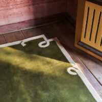 Tapis vert style berbère avec hautes finitions ARTO DESIGN